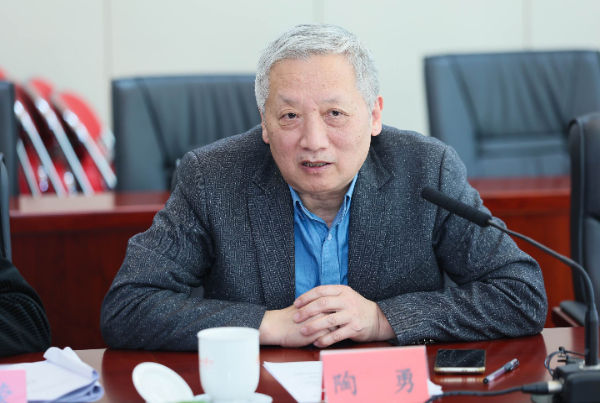 水中的營(yíng)養(yǎng)元素對(duì)健康有哪些影響？聽(tīng)聽(tīng)專(zhuān)家怎么說(shuō)